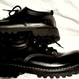 Skechers work steel toes